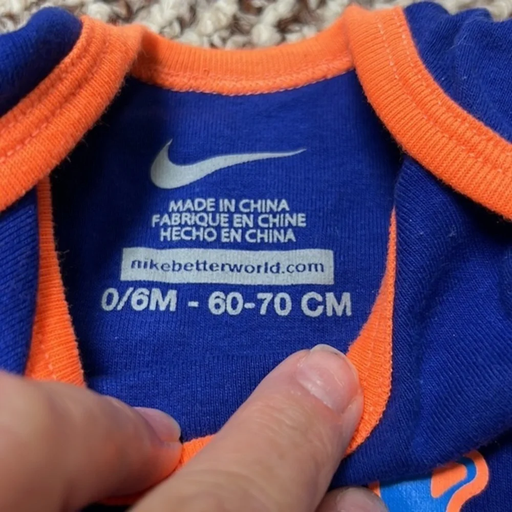 ‎Nike - Picture 4 of 6